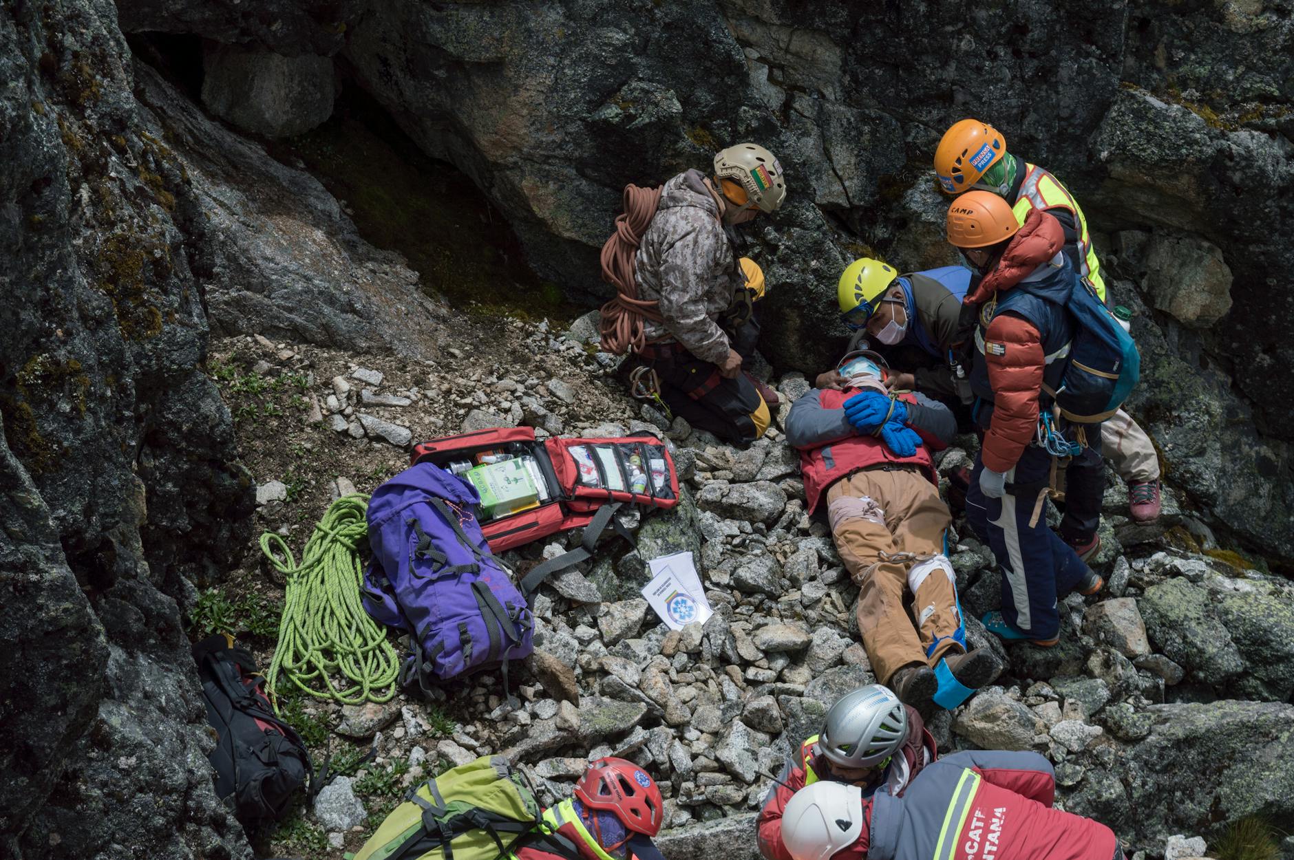 Inside the Dramatic Rescue That Saved Thailand’s Trapped Soccer Team featured image