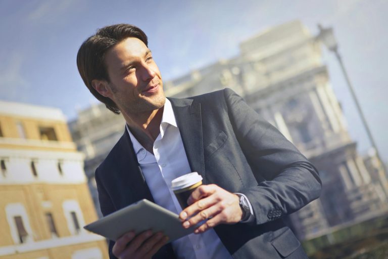 Building a powerful personal brand in today’s digital landscape featured image