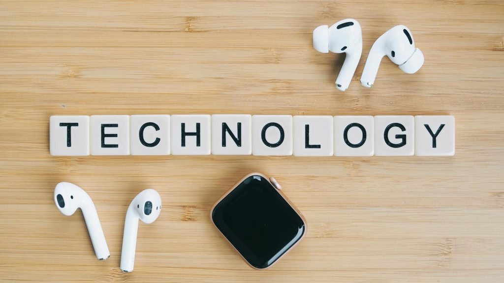 Emerging Gadgets and Breakthrough Innovations Shaping Everyday Life Smart Devices Redefining Daily Convenience visual
